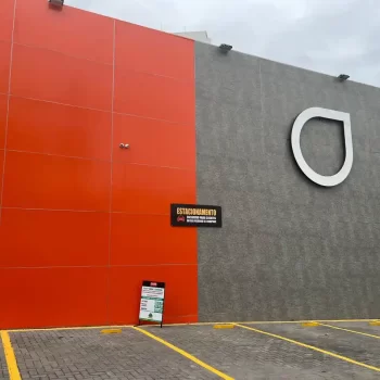 Loja Swift - Laranja Swift Brilho, Laranja Swift Fosco e Concreto (2)