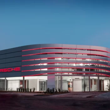 Porsche Center Eurobike - Brasilia, DF - ACM Silver Metallic (1)