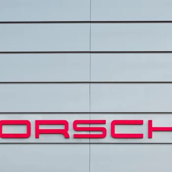 Porsche Center Eurobike - Brasilia, DF - ACM Silver Metallic (15)